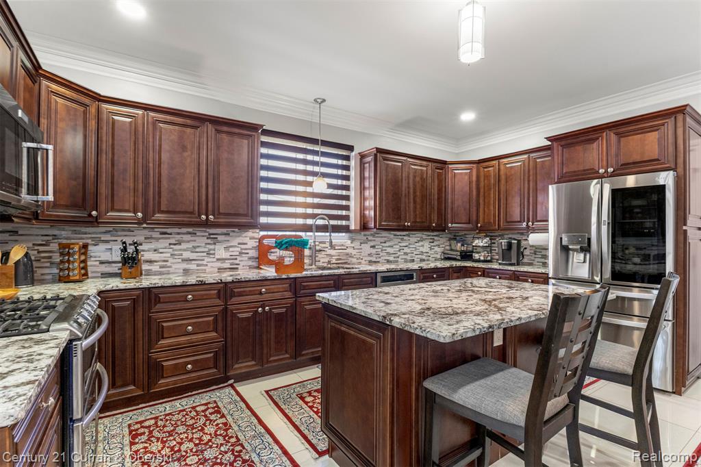 6804 Centralia Street, Dearborn Heights, MI 48127 — Photo 17