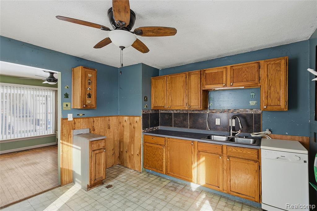 6161 Fellrath Street, Taylor, MI 48180 — Photo 6