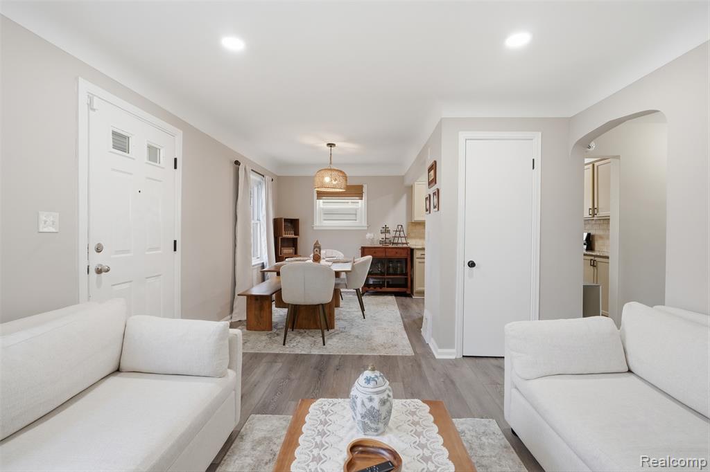 5844 Gilman Street, Garden City, MI — Photo 5