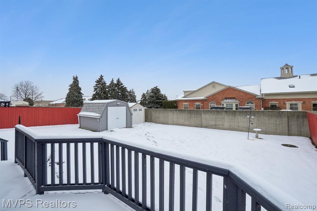 42610 ROYAL Lane, Clinton Twp, MI 48038 — Photo 22