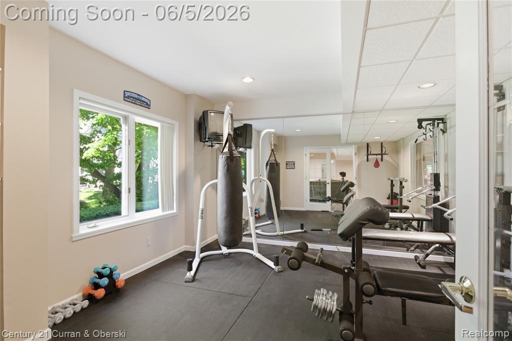 4876 Justin Lane, West Bloomfield, MI — Photo 42