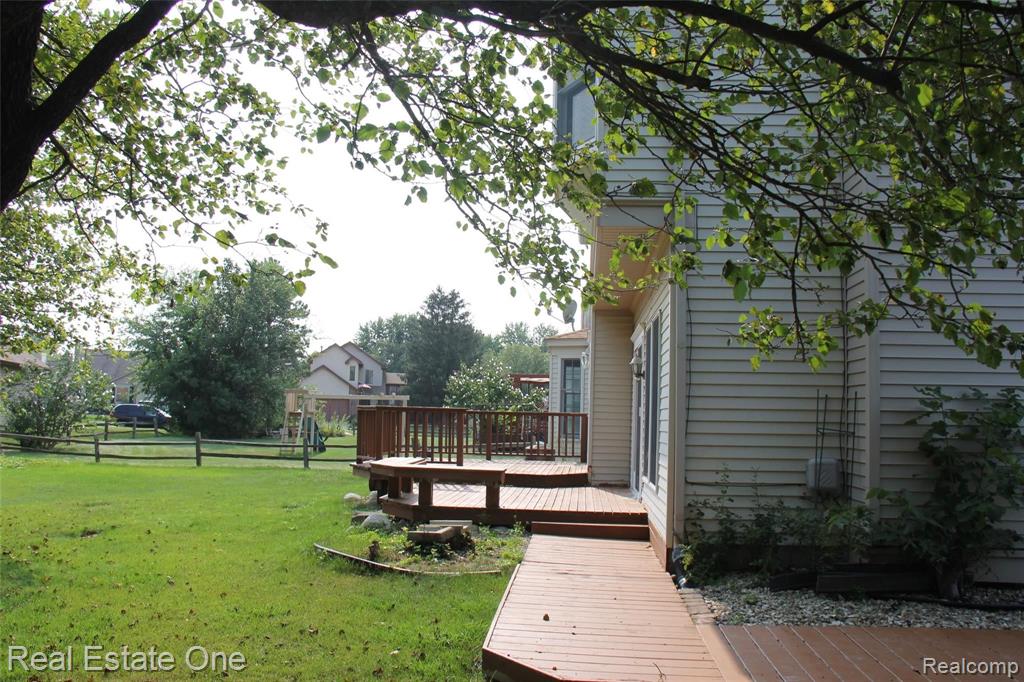 44777 SALTZ Road, Canton, MI 48187 — Photo 4