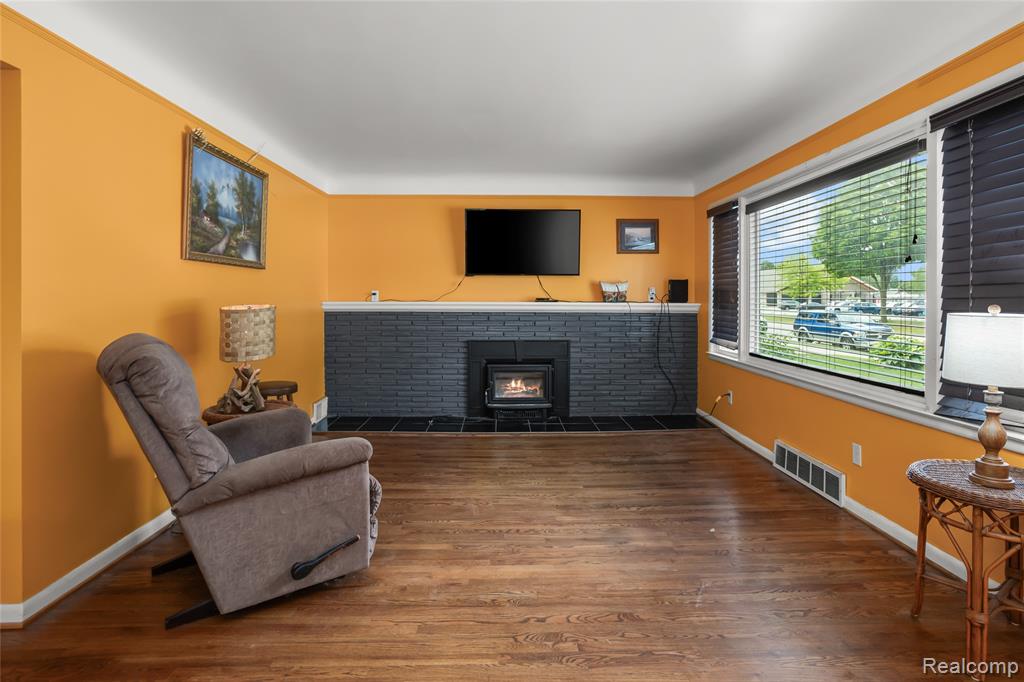 928 N Denwood Street, Dearborn, MI 48128 — Photo 5