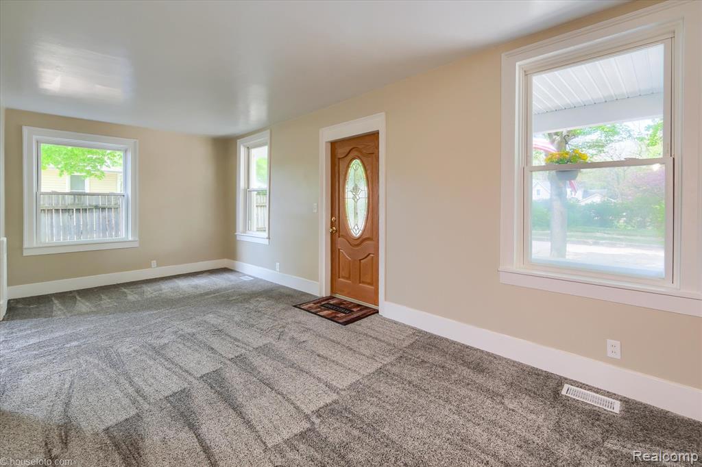 29 Law Street, Lapeer, MI 48446 — Photo 7