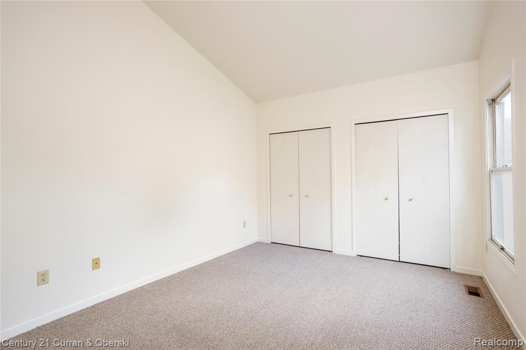 9429 Westwind Drive, Livonia, MI 48150 — Photo 18