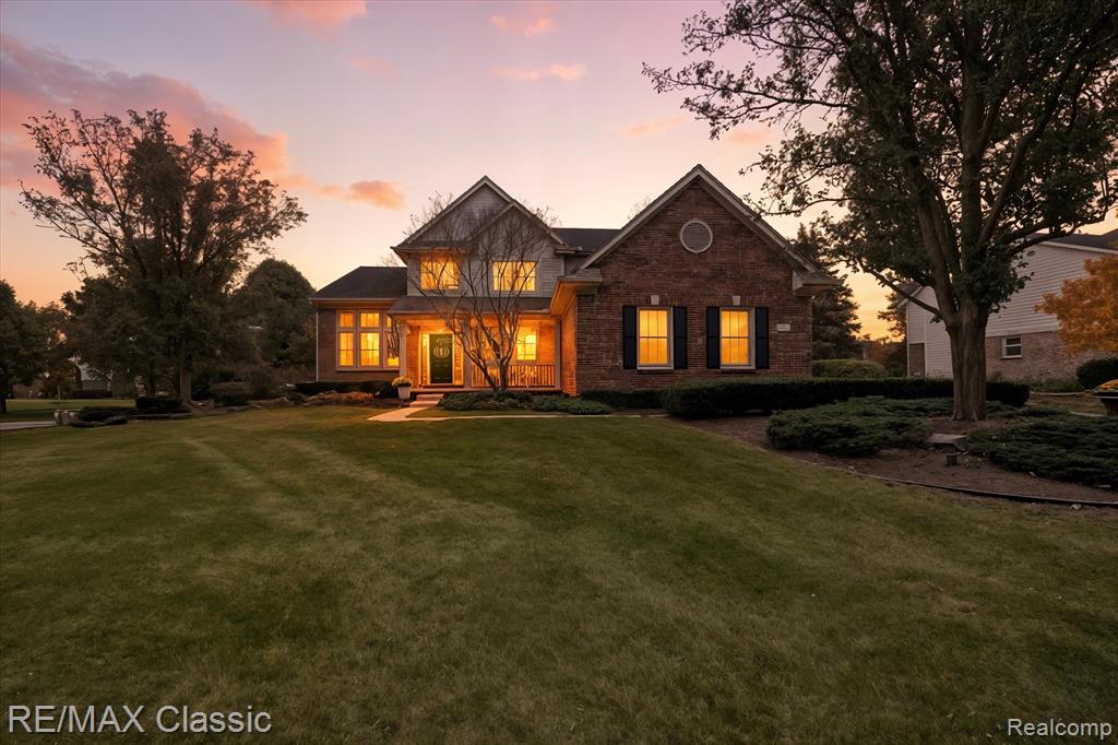 47595 Greenwich Drive, Novi, MI — Photo 2