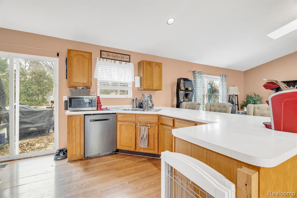 2215 Hancock Street, Port Huron, MI 48060 — Photo 11