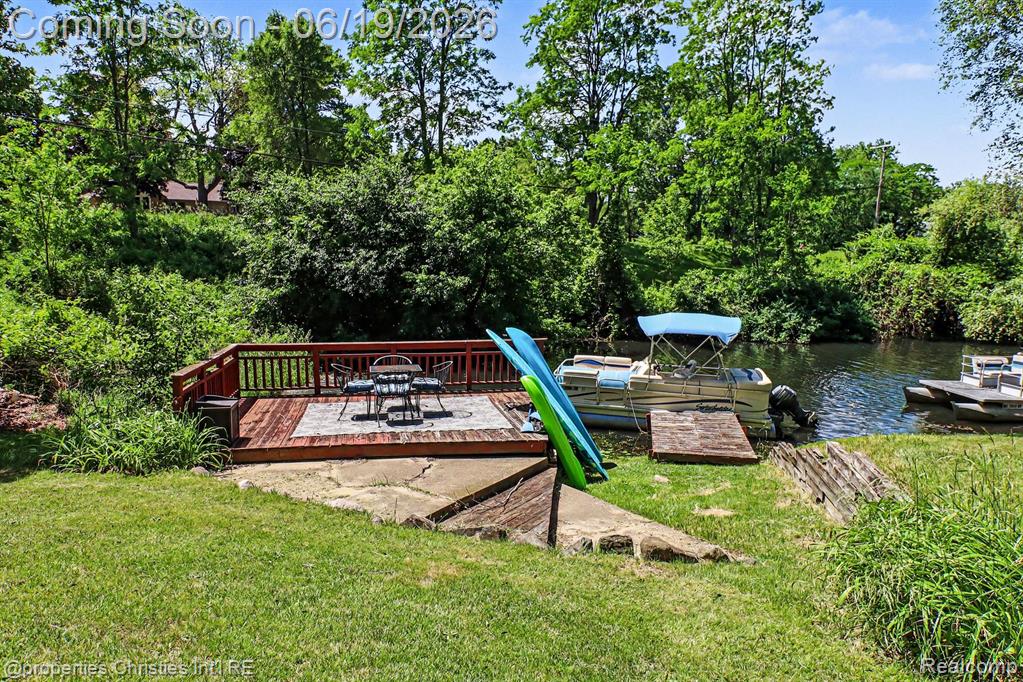 9567 Susin Lane, Clarkston, MI 48348 — Photo 4