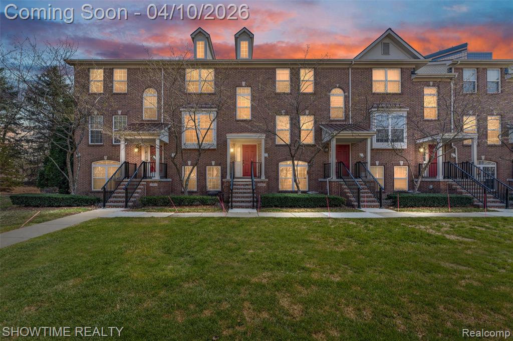 25457 Saint James, Southfield, MI 48075 — front exterior