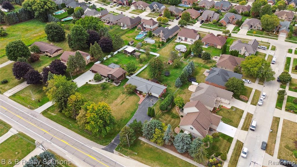 54675 Romeo Plank Road, Macomb, MI 48042 — Photo 47