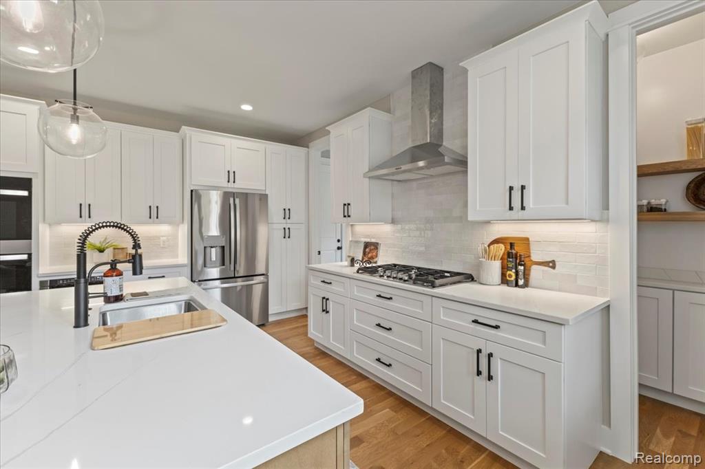 801 Hawthorn Avenue, Royal Oak, MI 48067 — Photo 24