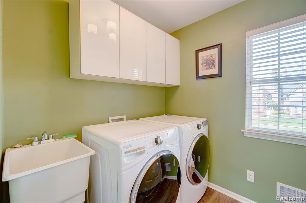 8599 Hummingbird, Commerce Twp, MI 48382 — Photo 21
