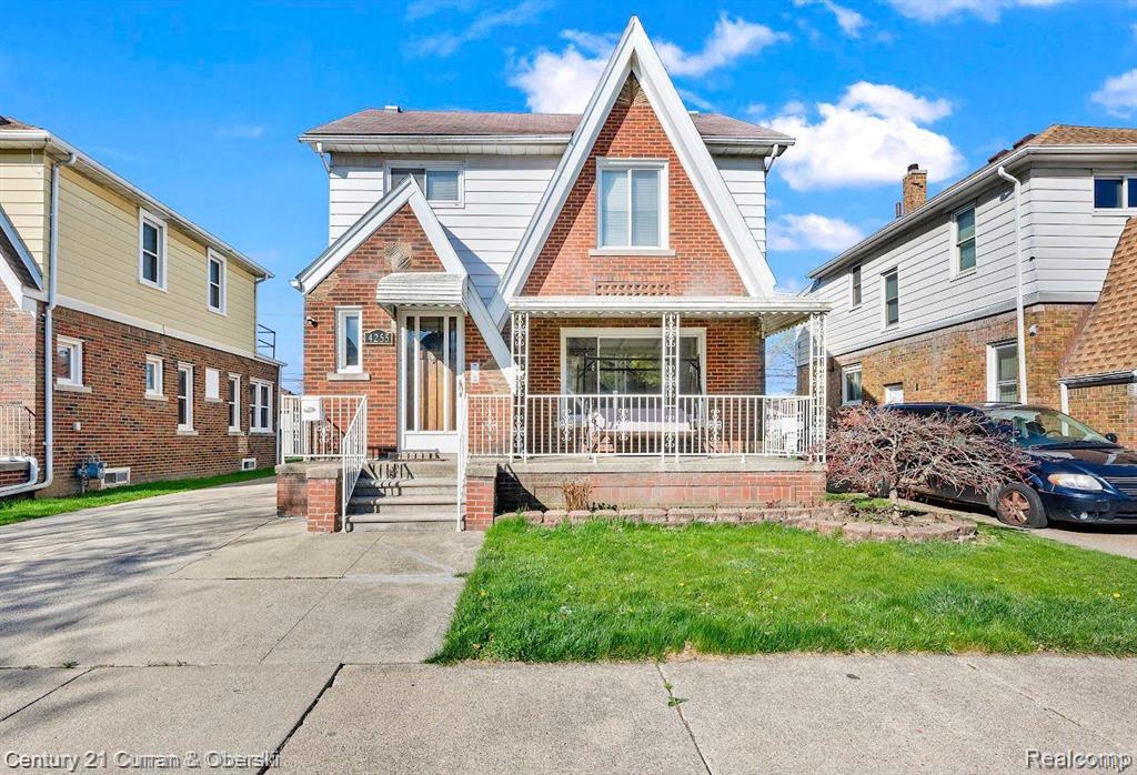 4255 LAPHAM Street, Dearborn, MI 48126 — Photo 2