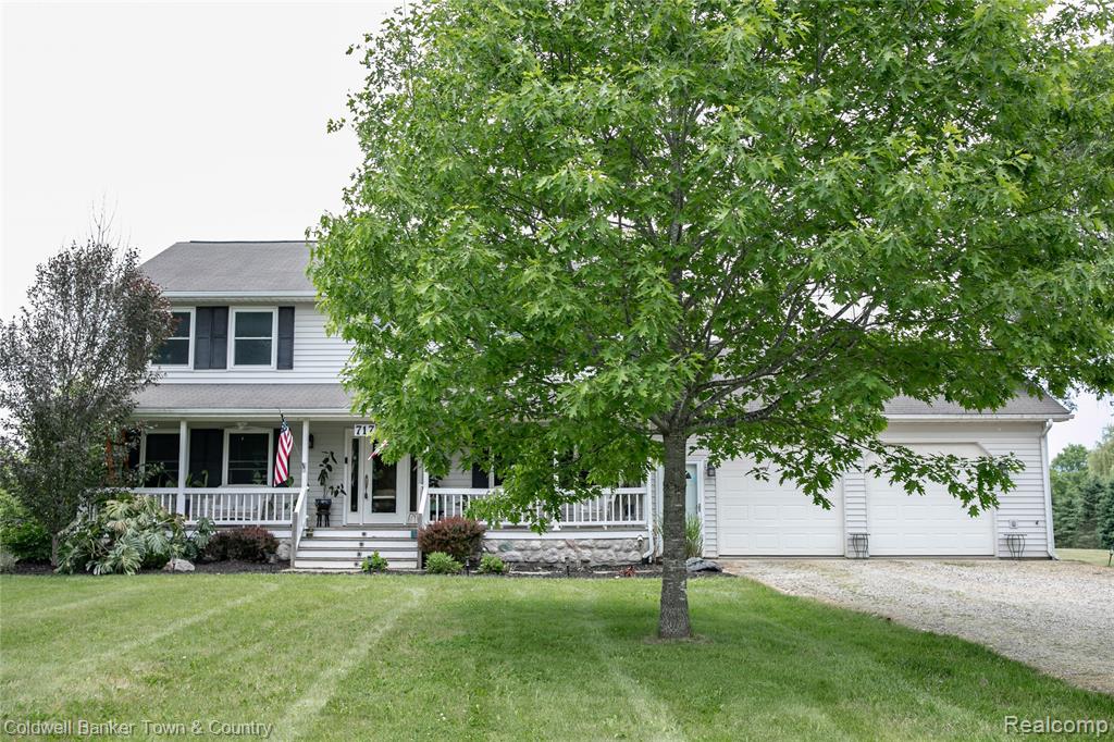 717 N Youngs Road, Attica, MI 48412 — Photo 3