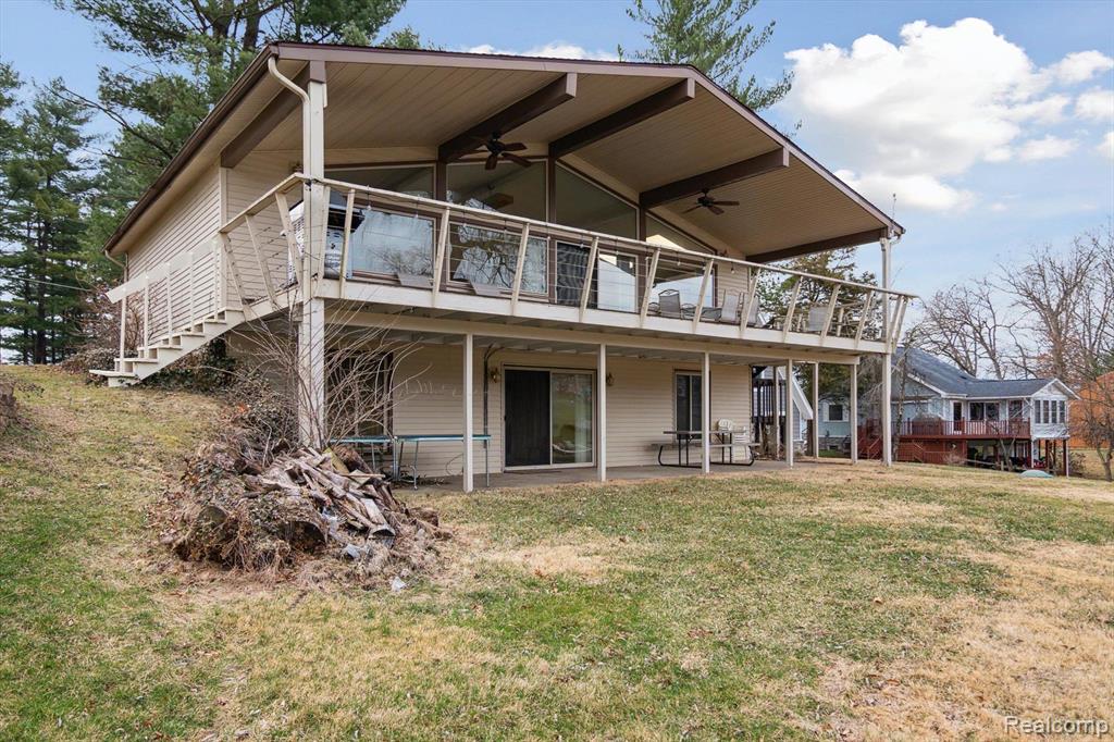 231 PINE HILL LAKE Drive, Horton, MI 49246 — Photo 43