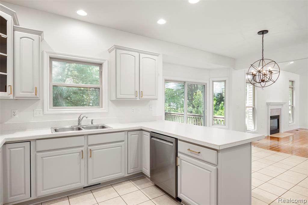 3409 Ancient Drive, Port Huron, MI 48060 — Photo 12