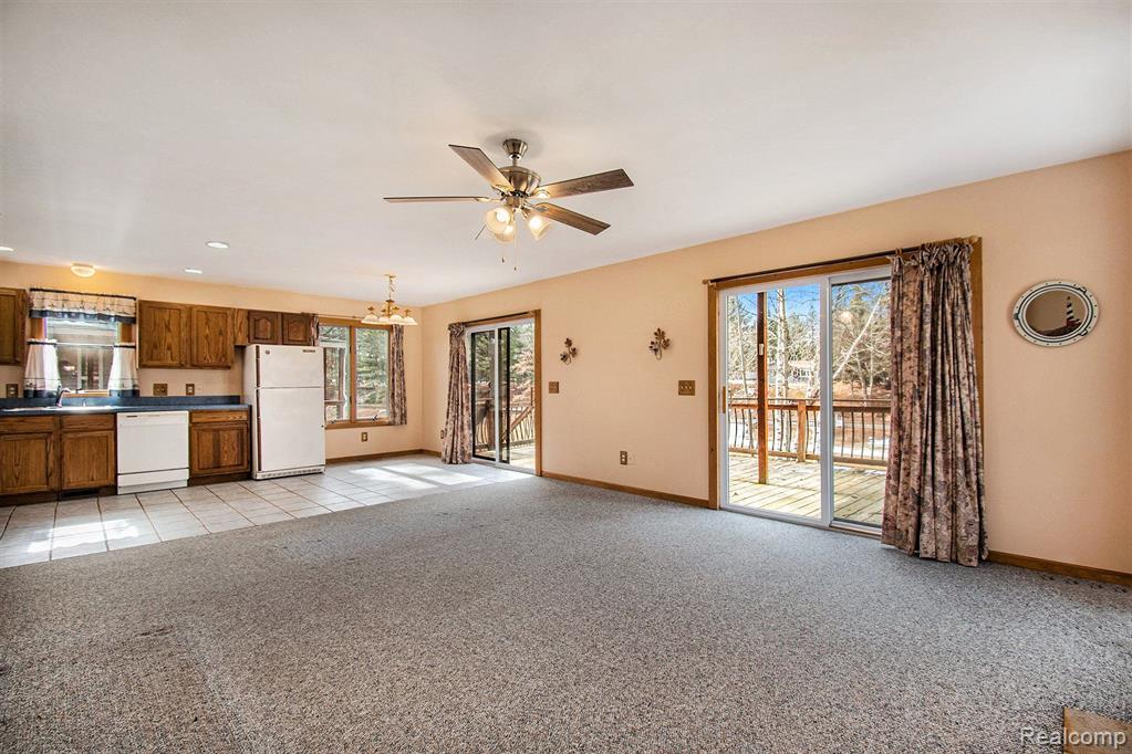789 Lakeshore Drive, Gladwin, MI 48624 — Photo 5