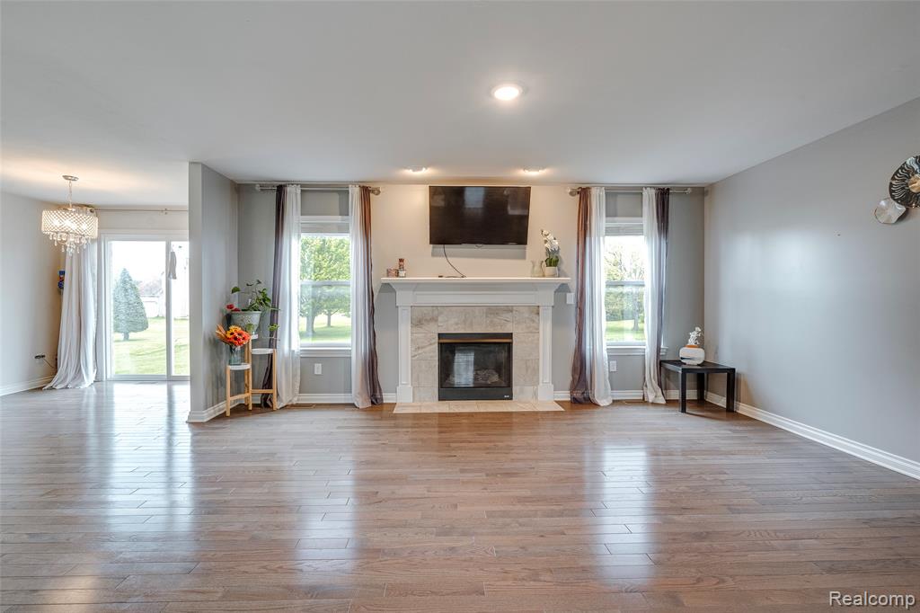 6871 Chandler Drive, Belleville, MI 48111 — Photo 3