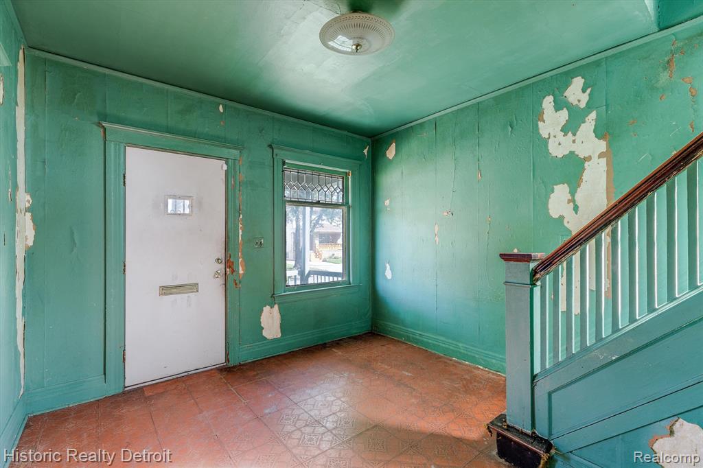 923 CALVERT Street, Detroit, MI 48202 — Photo 6