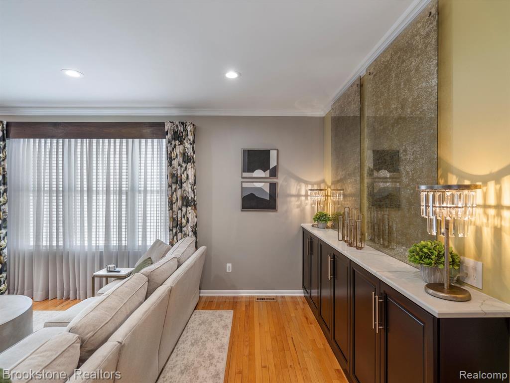 42650 Whitman Way, Novi, MI 48377 — Photo 12