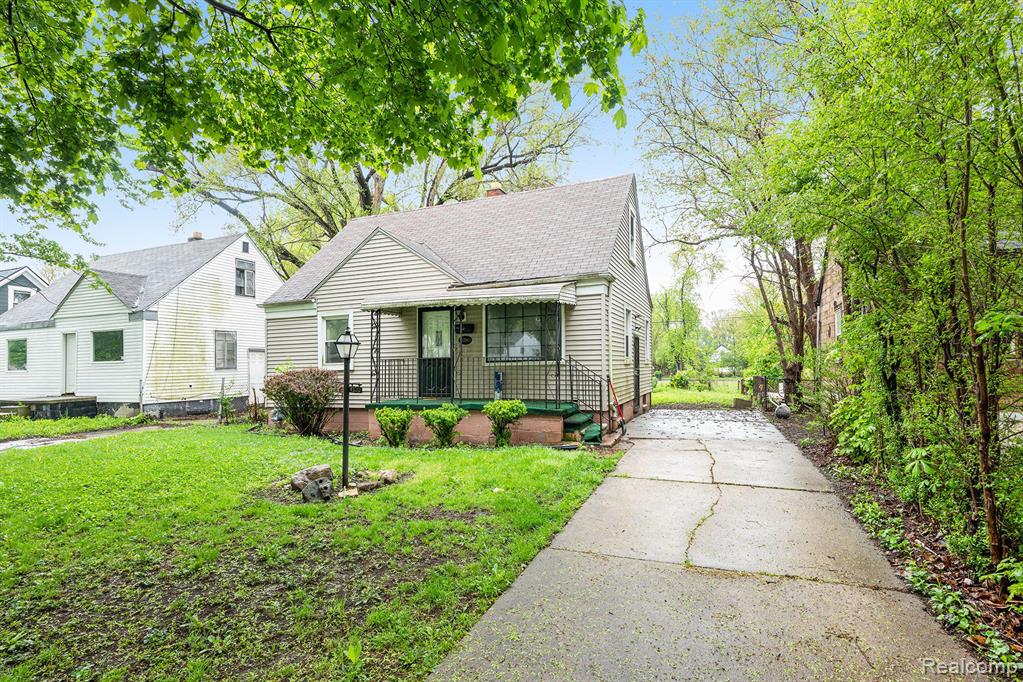 1300 S BEATRICE Street, Detroit, MI 48217 — Photo 2