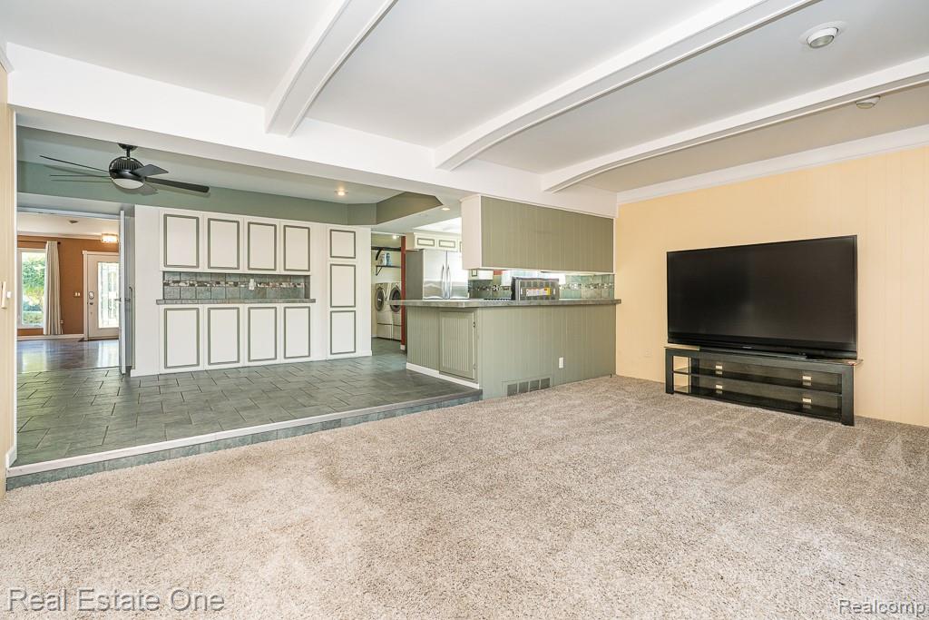 6621 Northpoint Drive, Troy, MI 48085 — Photo 36