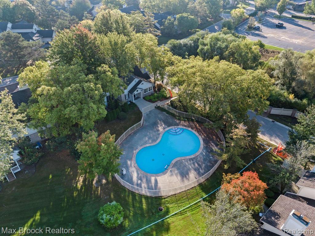 7248 SIMSBURY Drive, West Bloomfield, MI — Photo 64