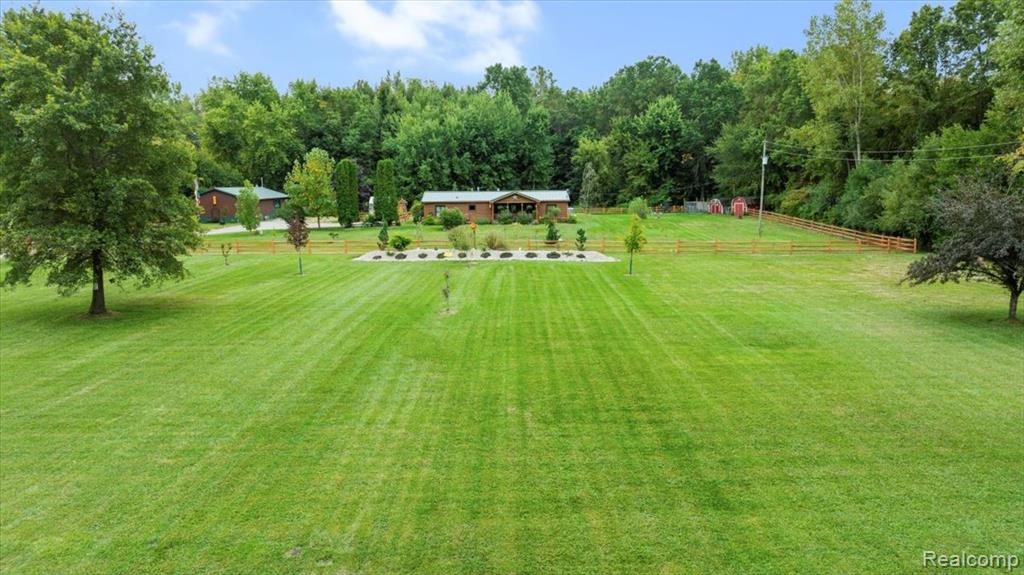 6411 W Newburg Road, Carleton, MI 48117 — Photo 33