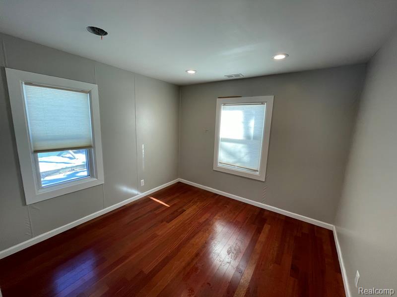 1240 WAGNER Avenue, Bloomfield Hills, MI, 48302