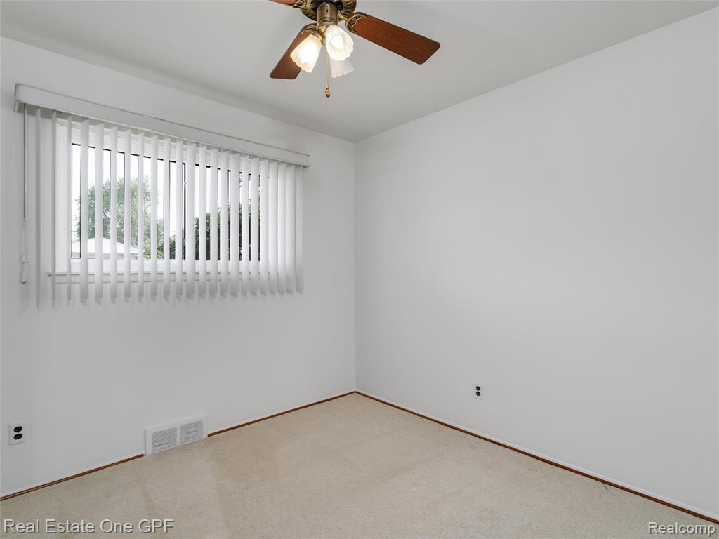 5214 Busch Avenue, Warren, MI 48091 — Photo 18