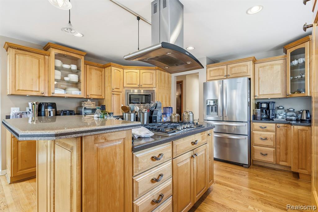 39810 Wilmette Drive, Sterling Heights, MI 48313 — Photo 17