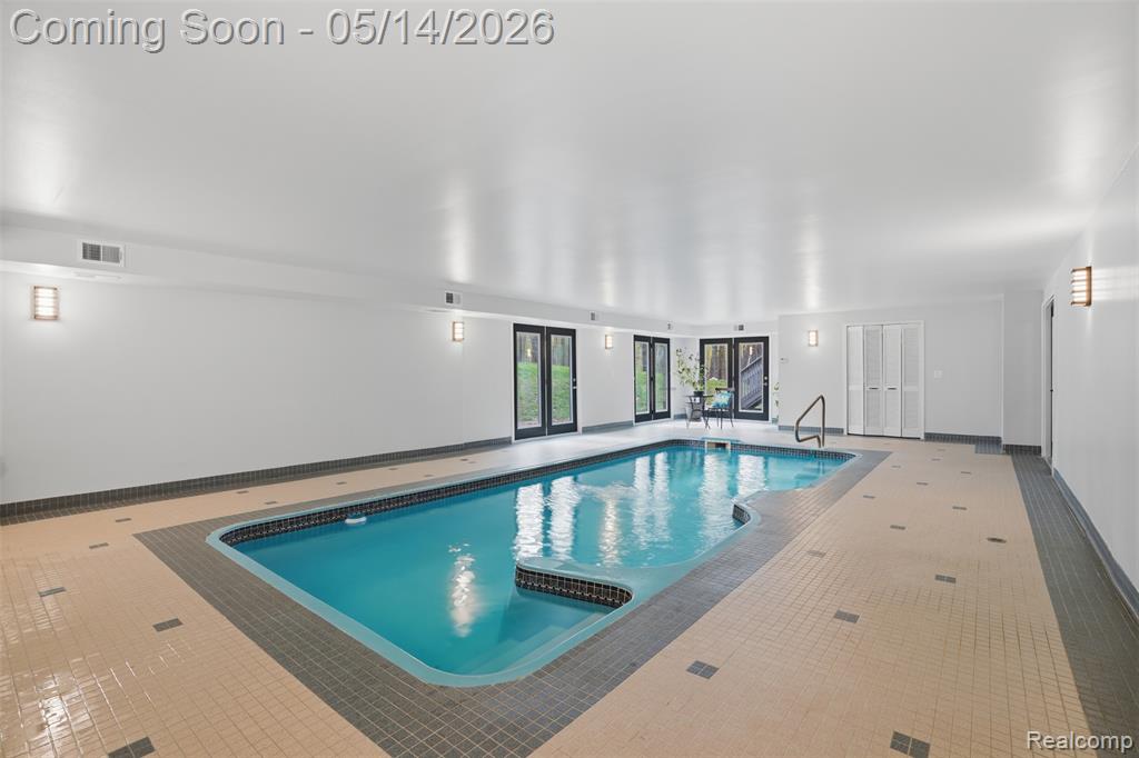 2846 Duana Drive, Milford, MI 48380 — Photo 32
