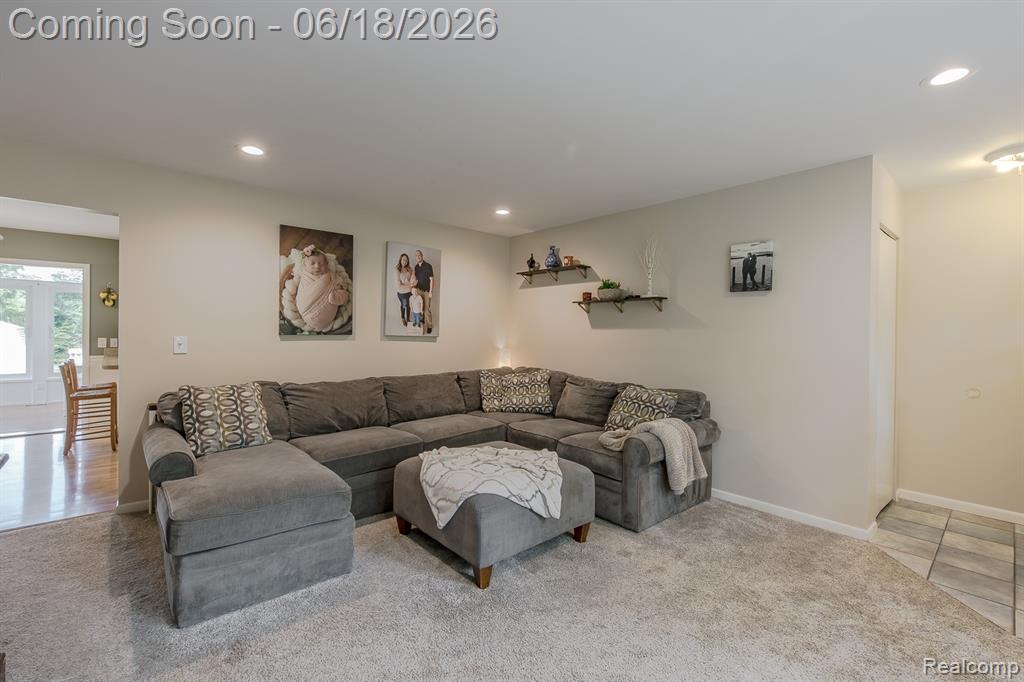 880 Joslyn Road, Lake Orion, MI 48362 — Photo 5