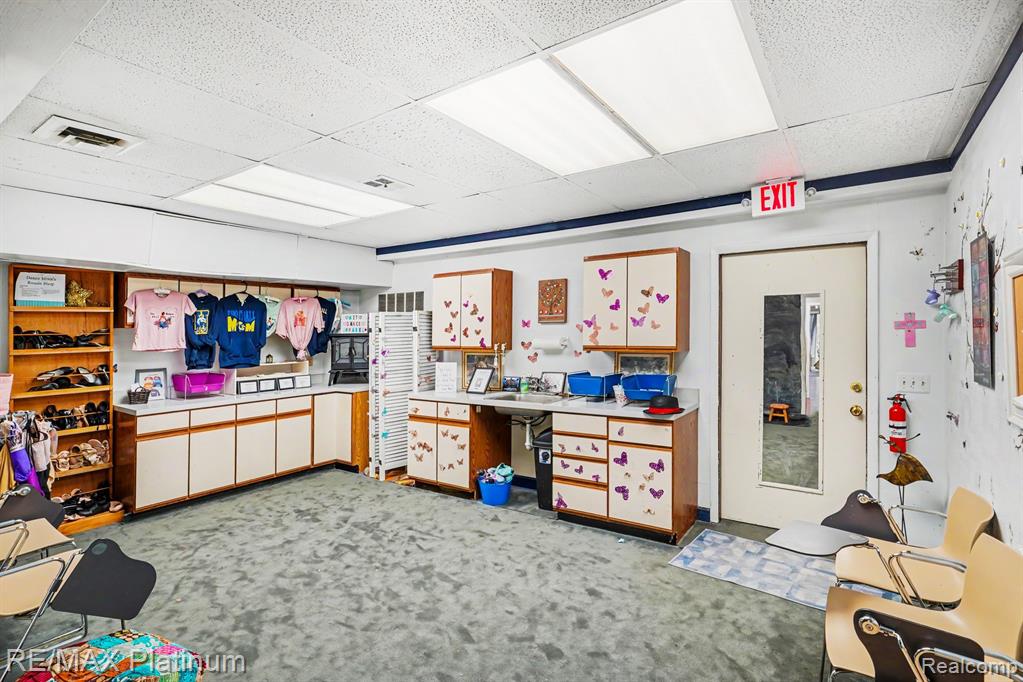 3552 Avon Street, Hartland, MI 48353 — Photo 29