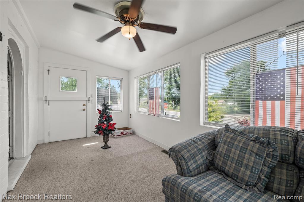 67 W Columbia Avenue, Pontiac, MI 48340 — Photo 5