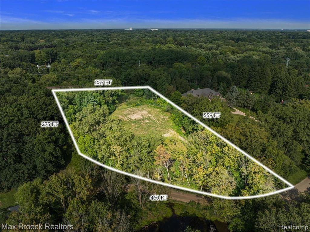 4675 AVONDALE TERRACE, Bloomfield Hills, MI 48304 — front exterior