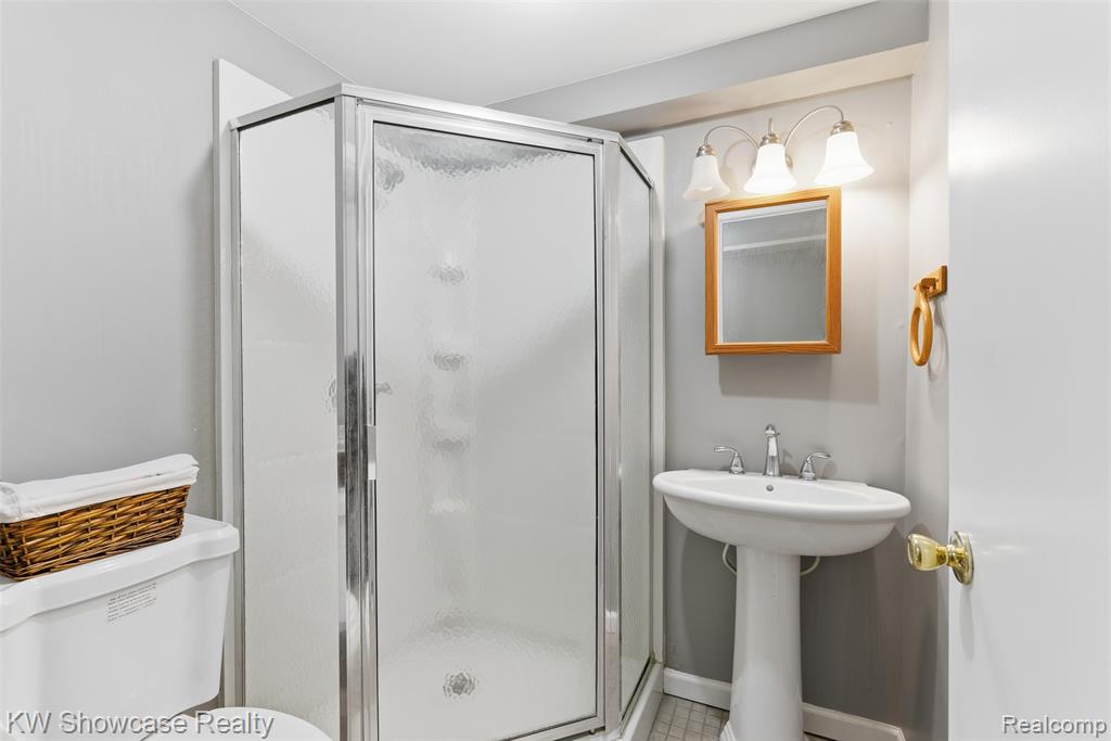 214 Willow Lane, Linden, MI 48451 — Photo 27