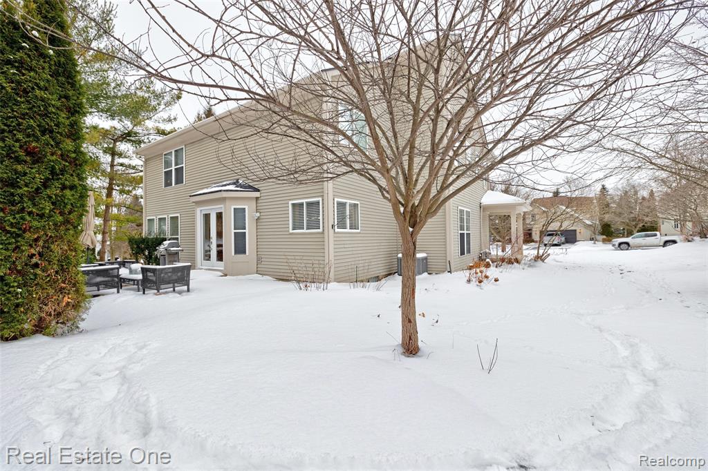 545 Sandhurst Street, Oxford, MI 48371 — Photo 48