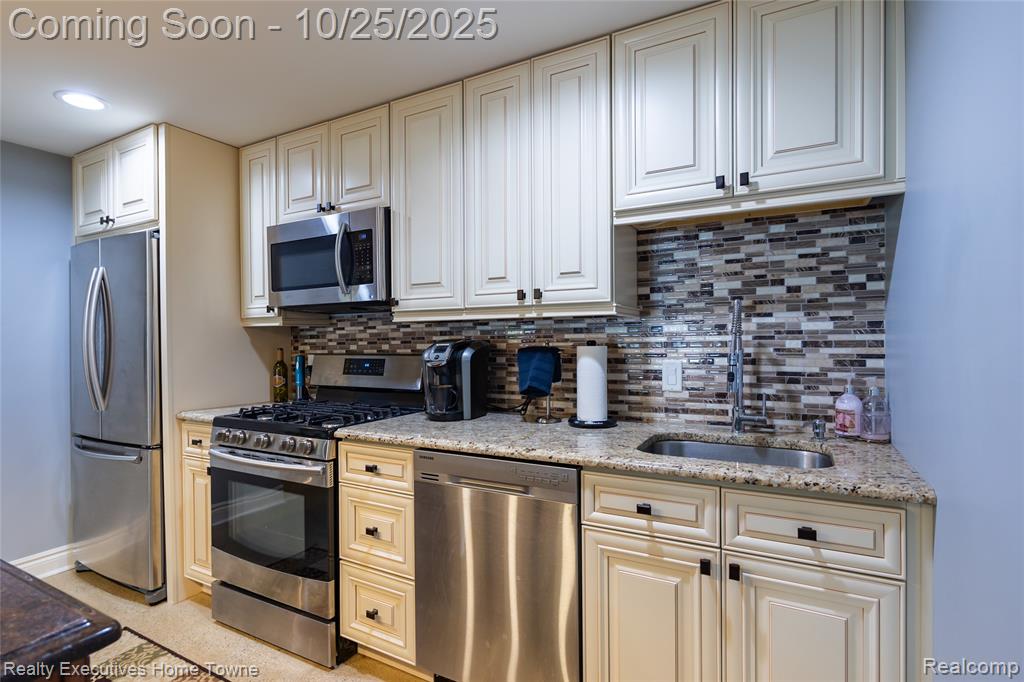 54464 Sherwood Lane, Shelby Twp, MI 48315 — Photo 63