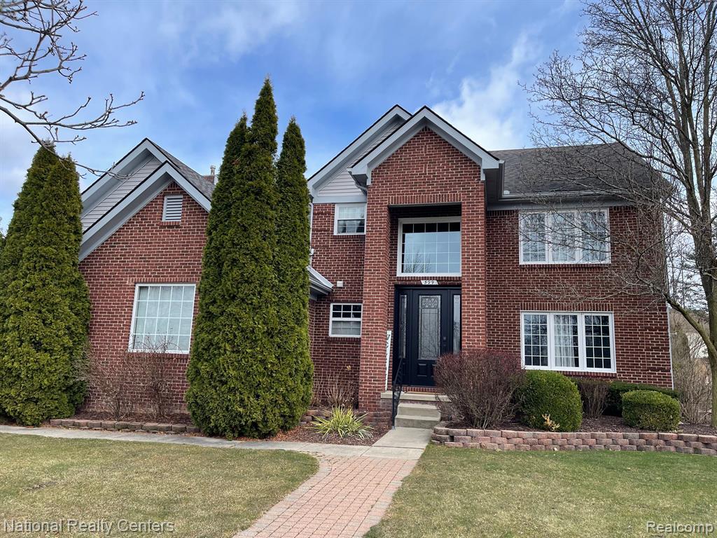 599 PHEASANT WOODS DR, Canton, MI 48188 — Photo 2