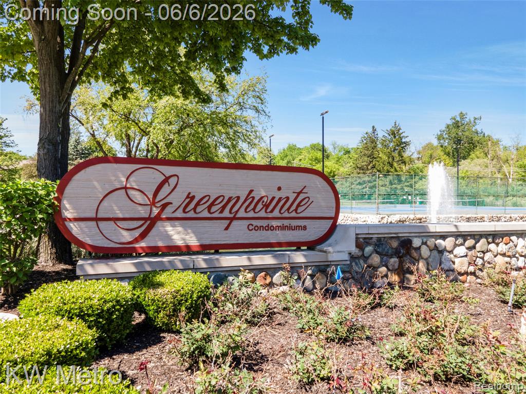 7348 Meadowridge Circle, West Bloomfield, MI — Photo 57