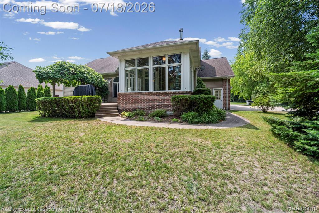 3276 Shorewood Avenue, Fort Gratiot, MI 48059 — Photo 6