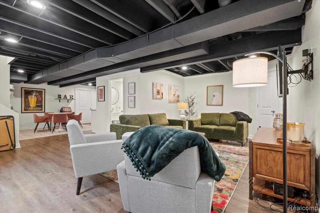 4250 KENT Road, Royal Oak, MI 48073 — Photo 37