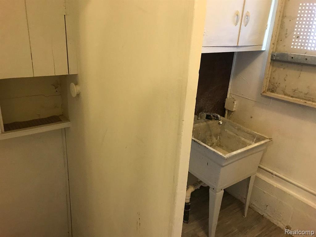 5581 MARSEILLES Street, Detroit, MI 48224 — Photo 11