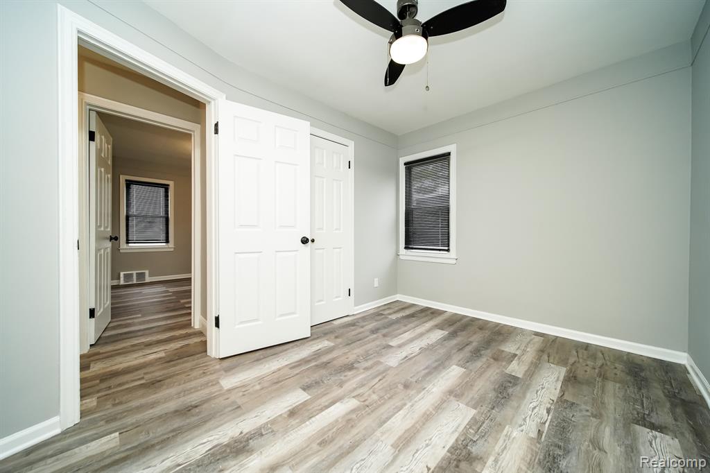 8221 Coolidge, Center Line, MI 48015 — Photo 27