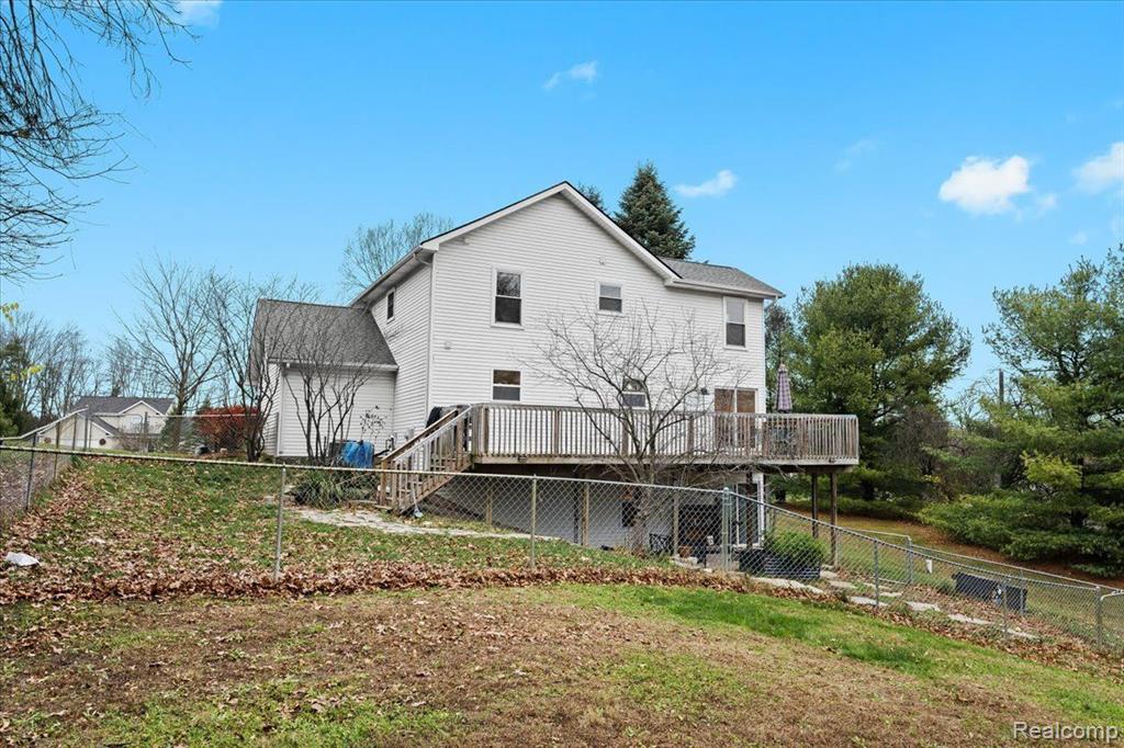 41 SUNSET PINES Drive, Howell, MI 48843 — Photo 26