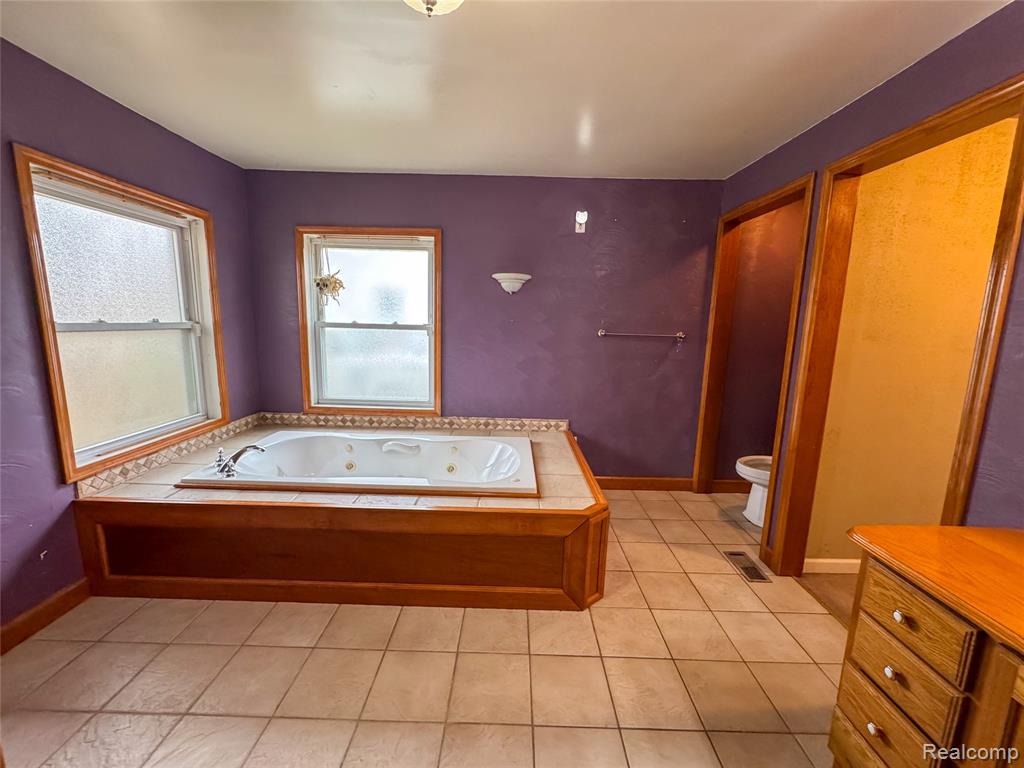 5381 Merrick Street, Dearborn Heights, MI 48125 — Photo 17