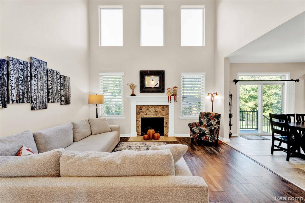 50093 Oakbrooke Drive, New Baltimore, MI 48047 — Photo 18