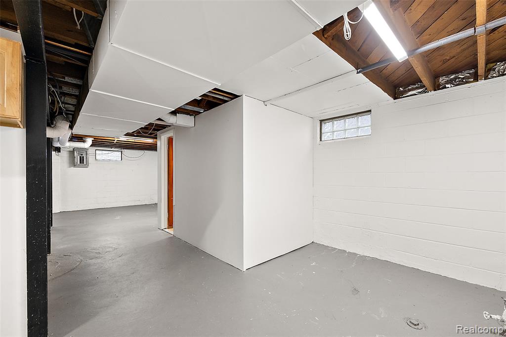 922 McLean Avenue, Royal Oak, MI 48067 — Photo 32