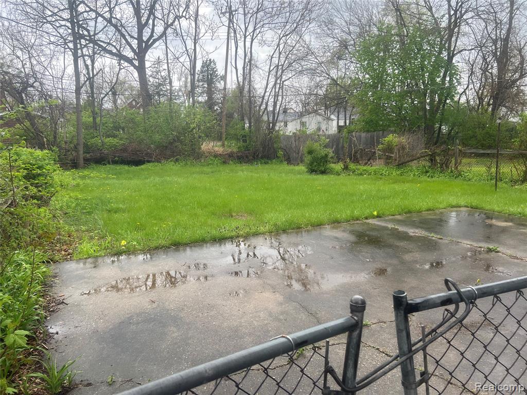 21341 Reimanville Avenue, Ferndale, MI 48220 — Photo 6